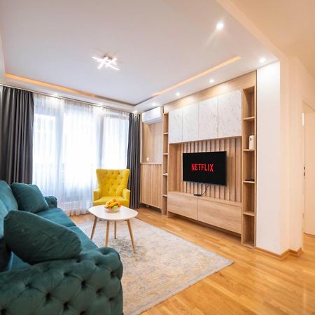 Apartment 5 Star Lukavica エクステリア 写真