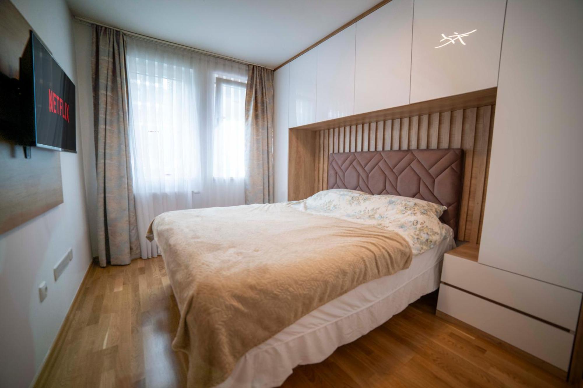 Apartment 5 Star Lukavica エクステリア 写真