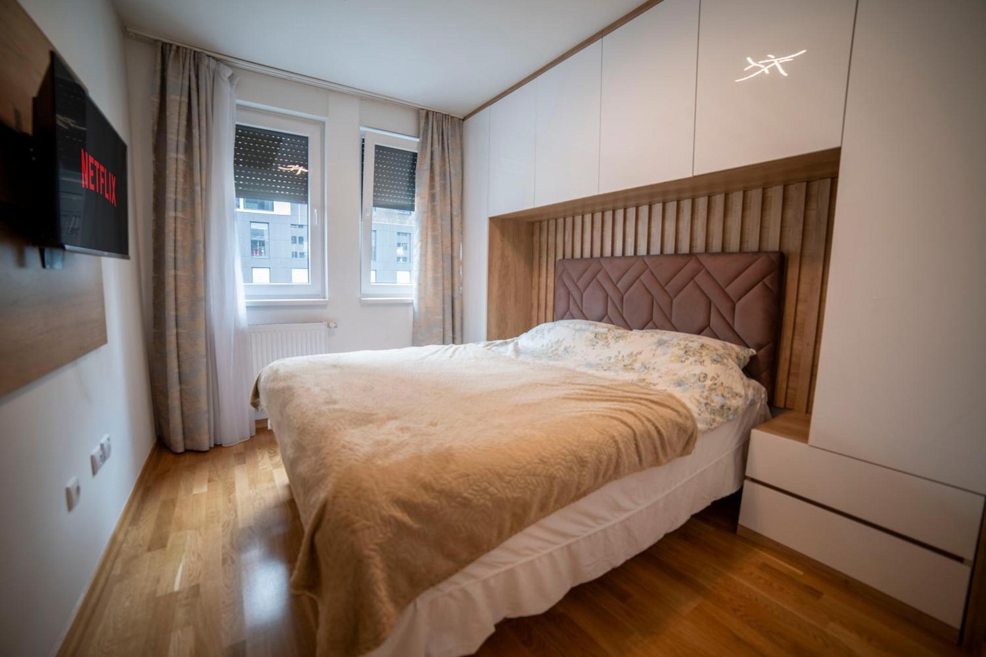 Apartment 5 Star Lukavica エクステリア 写真