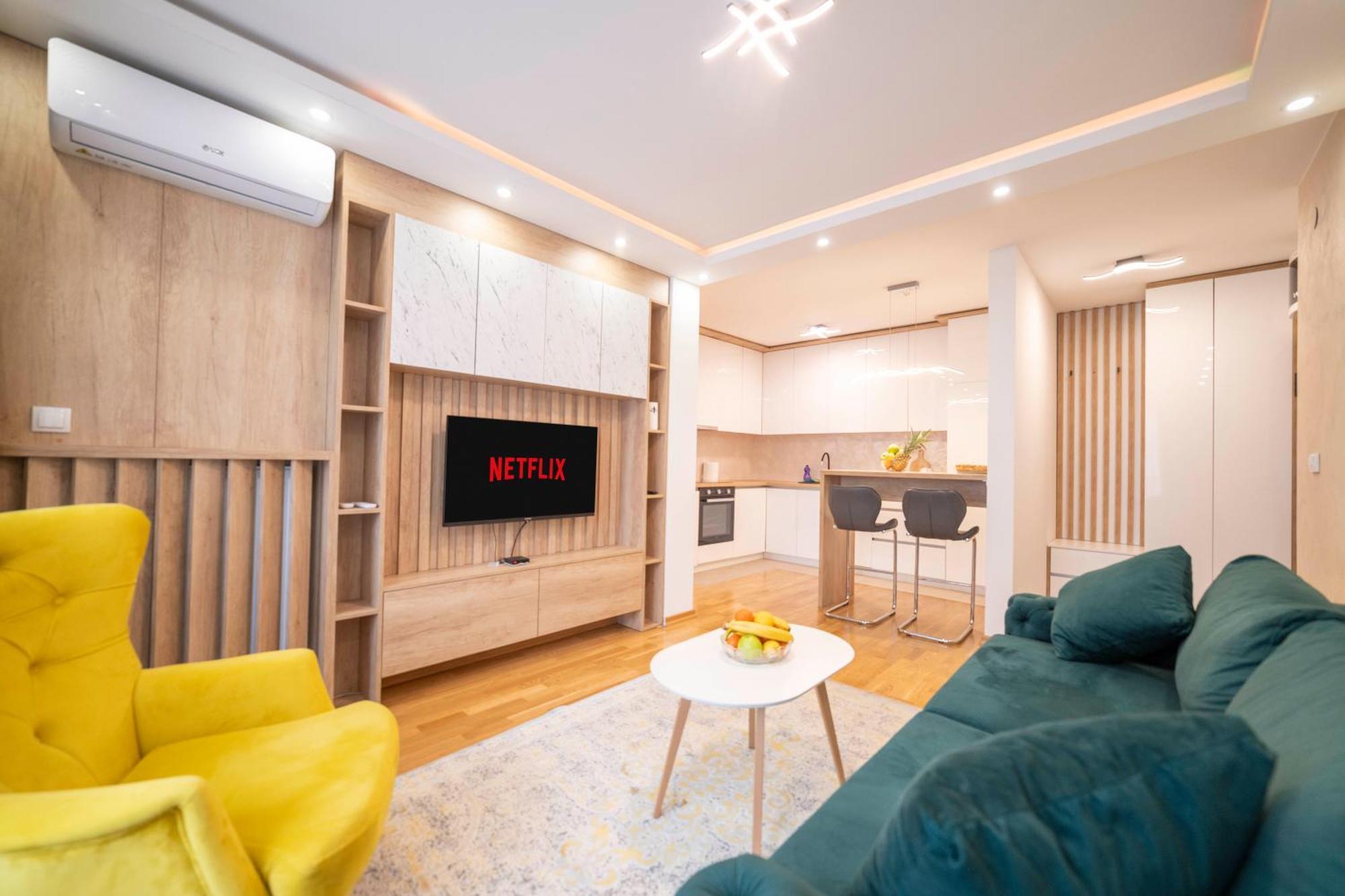 Apartment 5 Star Lukavica エクステリア 写真