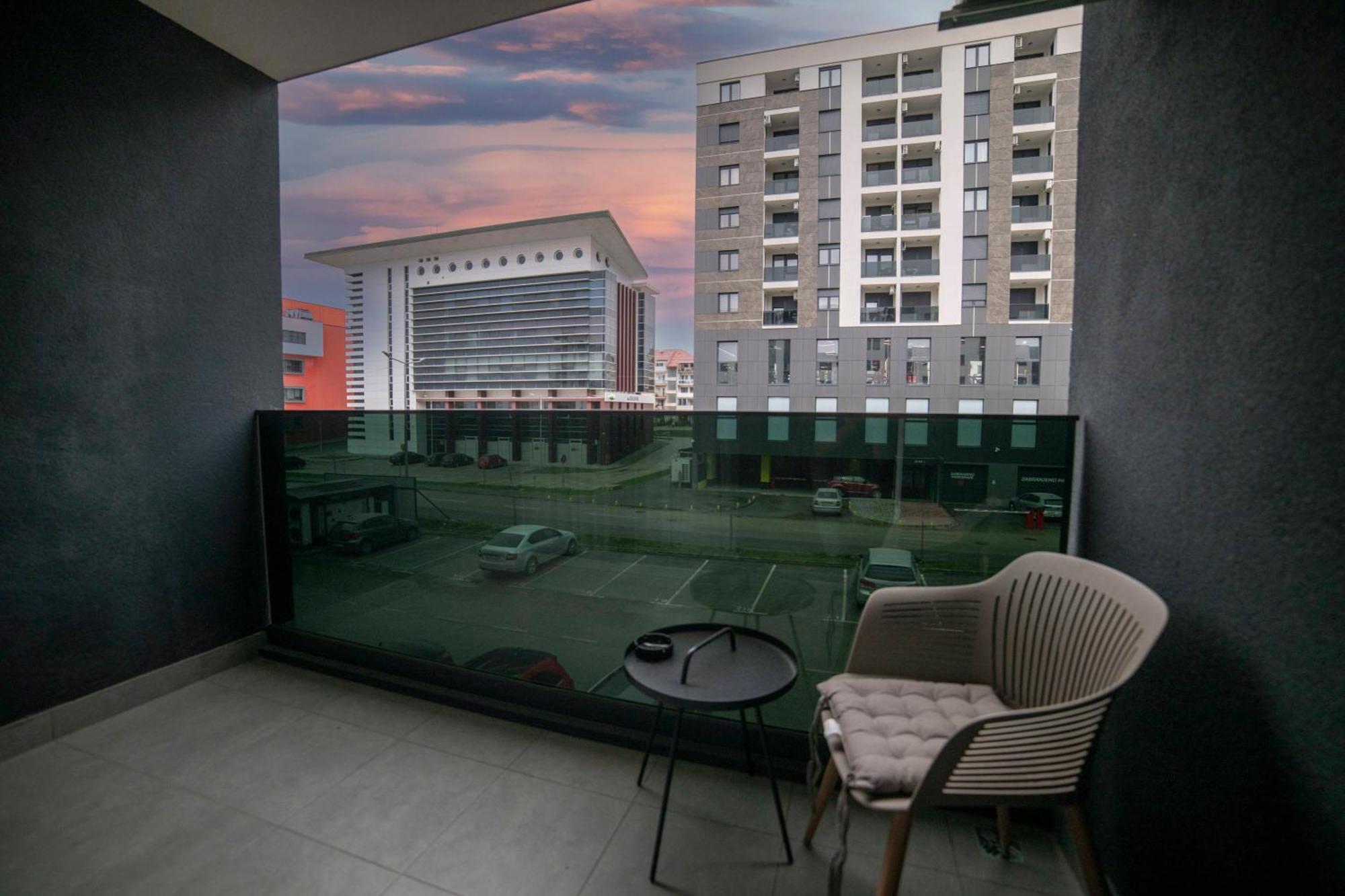 Apartment 5 Star Lukavica エクステリア 写真