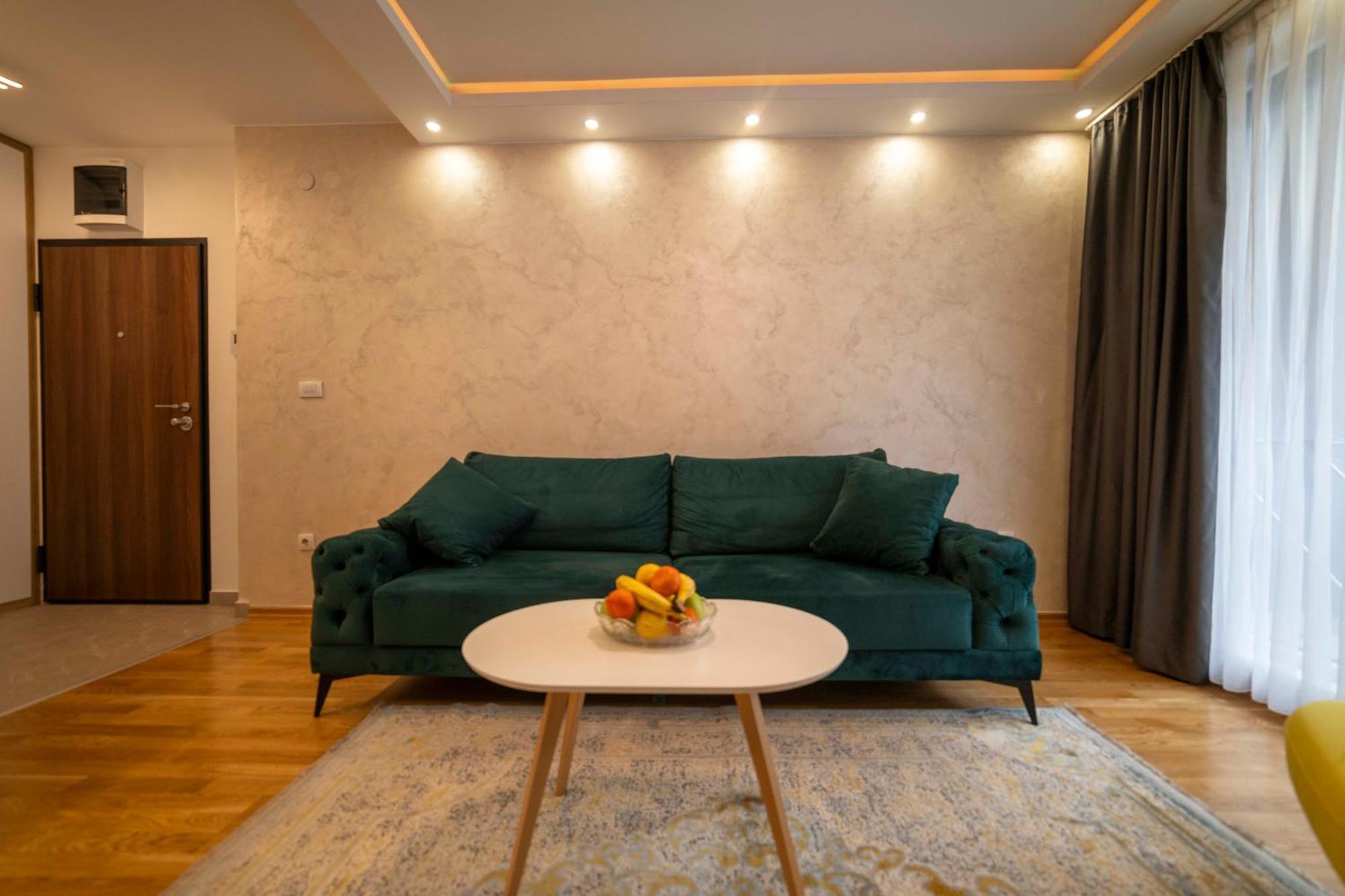 Apartment 5 Star Lukavica エクステリア 写真